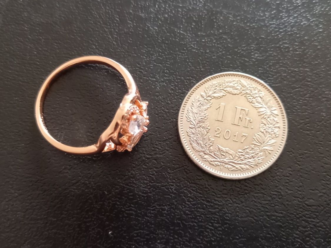 Bagues: Vergoldet Ring, Grösse 9 (59.5) – D'occasion à St-Prex par big_c6bb 2