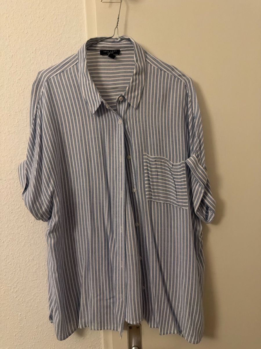 New Look Camicette: Chemise femme à rayures  – Usato da Châtelaine venduto da Diogo.138