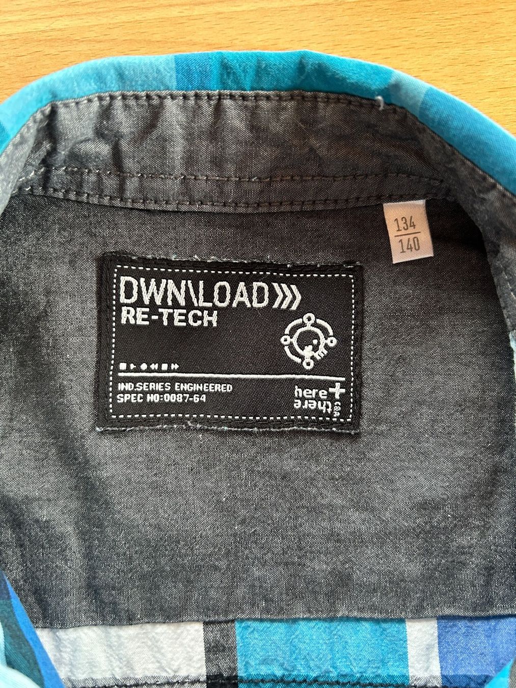 C&A Chemises, T-shirts & Polos: Kinderhemd – D'occasion à Grosswangen par che_gr 2