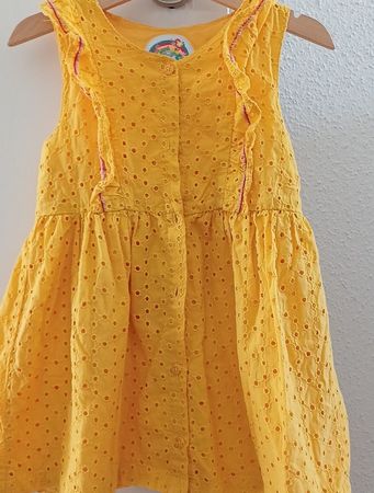 Sommerliches Mädchenkleid, Grösse 104 Sergent Major