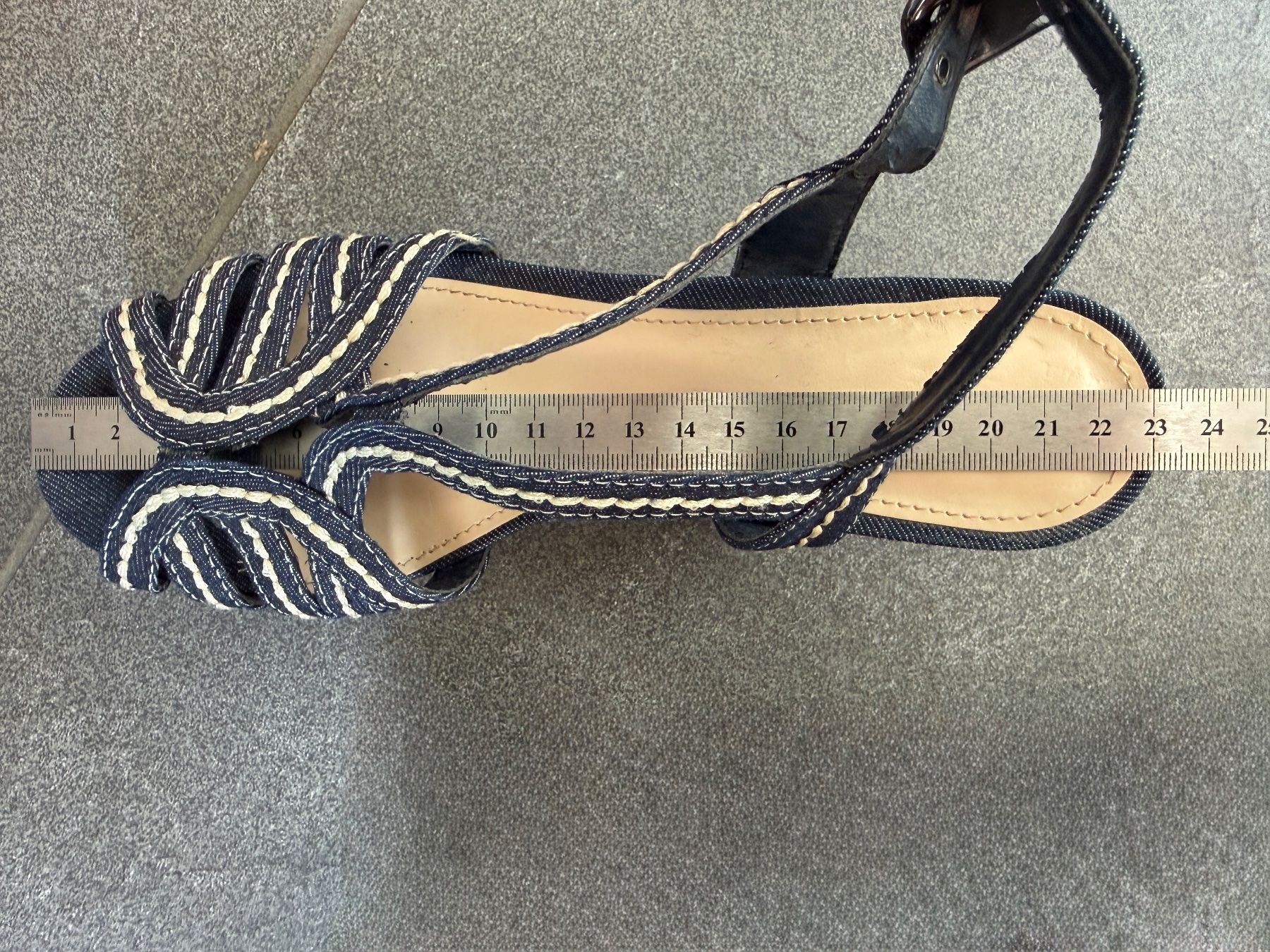 Scarpe da donna: Charles & Keith Denim Wedges | 36 | LIKE NEW – Nuovo (secondo la descrizione) da Zürich venduto da Allwelcome 9