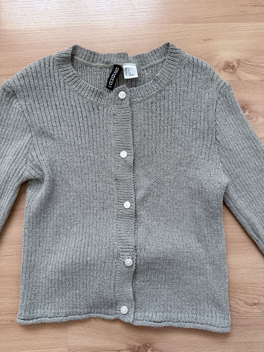 H&M Maglioni & Felpe: H&M Cardigan Gr. S – Nuovo (secondo la descrizione) da Rotkreuz venduto da tha_lb6g 1