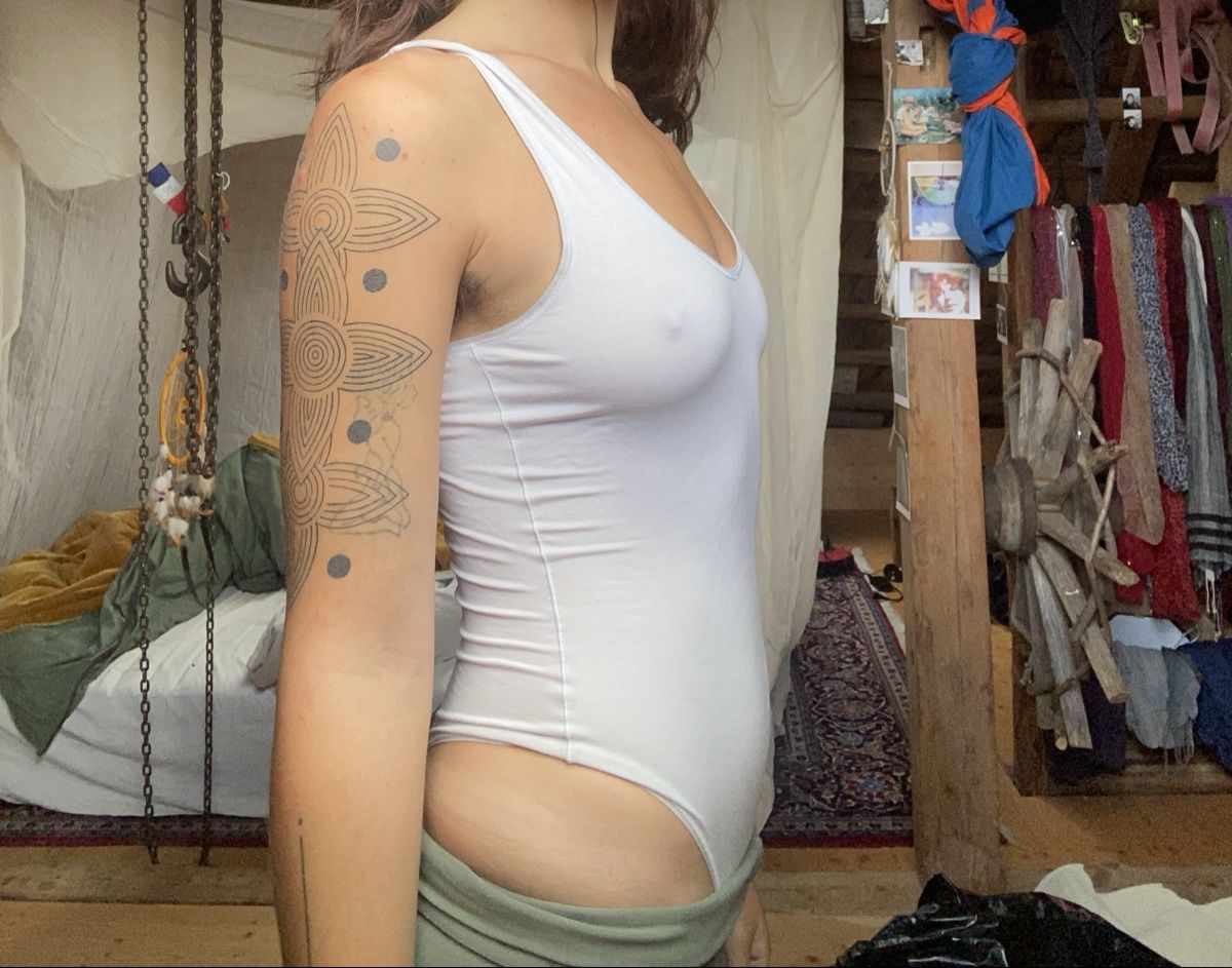 Tops: Weisser basic body Top Oberteil – D'occasion à Rehetobel par Norea69 1