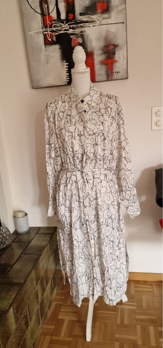 Globus Kleider: Globus Blusenkleid von Studio, Grösse 44 – Gebraucht aus St. Gallen von mania03 2