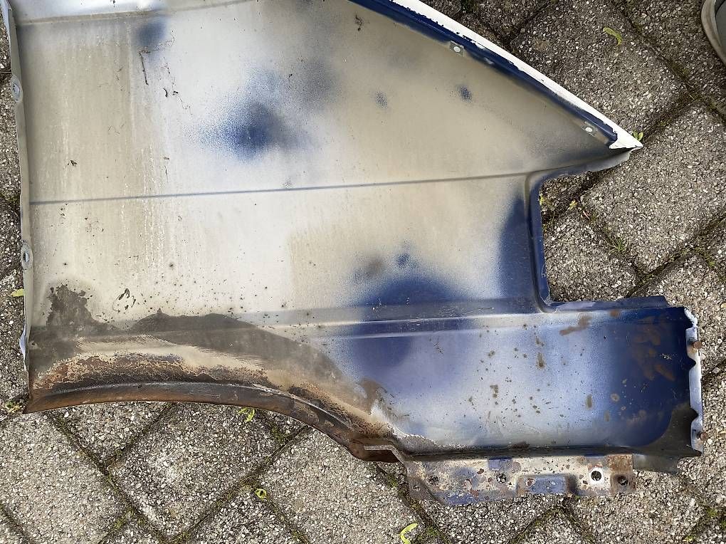 VW Alle Autoersatzteile: VW T4 Kotflügel Links – Gebraucht aus Schaffhausen von nik_w8sw 3