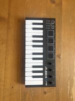 Midi Keyboard Alesis Vmini