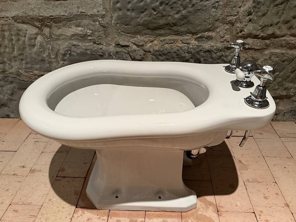 WC: Argovit - Luxus Bidet der 1940er – Usato da Kreuzlingen venduto da eludwig
