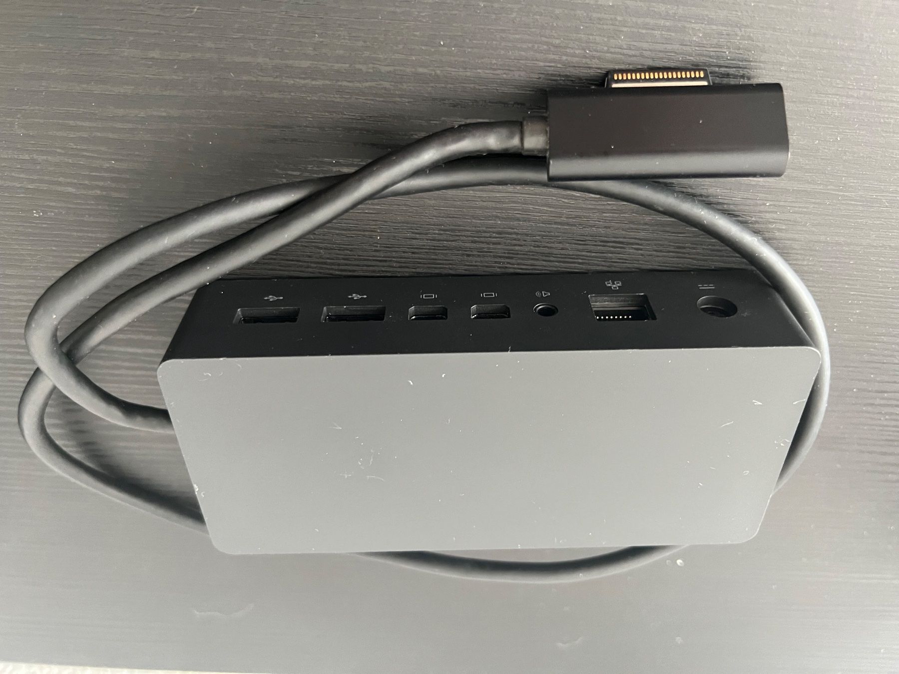 Microsoft Dockingstation: diverse Microsoft Surface Dock- und Netzteile gebraucht – Gebraucht aus La Chaux-de-Fonds von jacq_LaTsch0 1