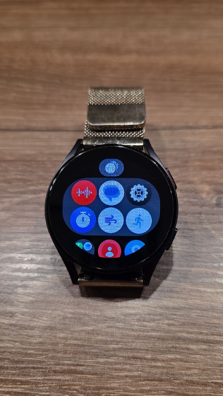 Samsung Smartwatch: Samsung Galaxy Watch5 40 mm – Usato da Moosseedorf venduto da Kaylena 1