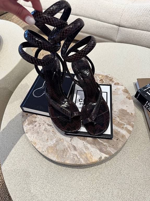 Bottega Veneta Scarpe da donna: BOTTEGA VENETA HEELS BROWN – Nuovo (secondo la descrizione) da Schwyz venduto da bofb 3