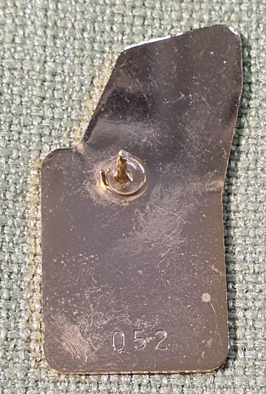 Placchette & Badge: O233 - Pin Bern Bernabrunnen – Usato da Reinach BL venduto da Boston-Verkauf 1