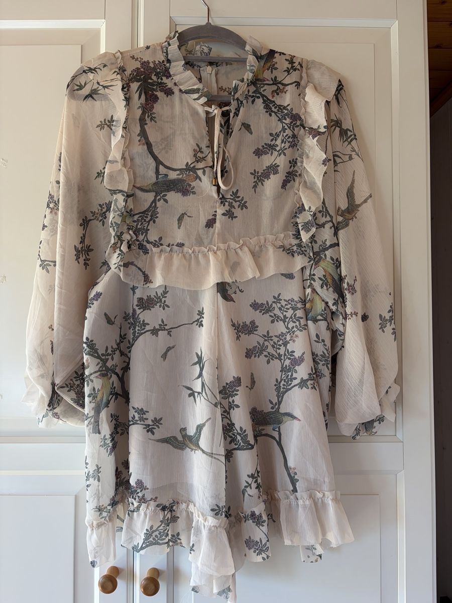 Tute: Floral Playsuit – Usato da St.Josefen venduto da lop_lh8d 1