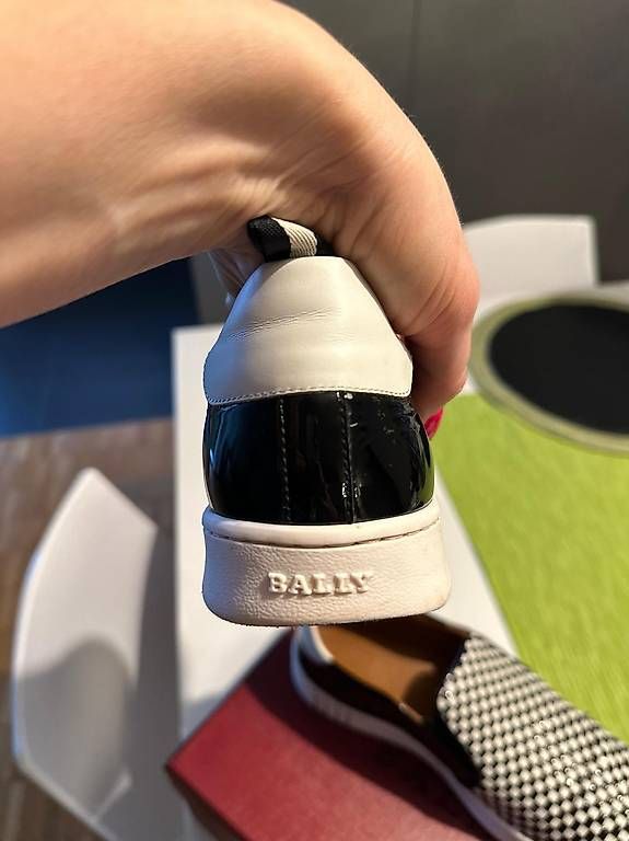 Bally Chaussures femmes: Bally Slip-on Schuhe in Gr. 38 – D'occasion à Zunzgen par Eva_Inimitable 4