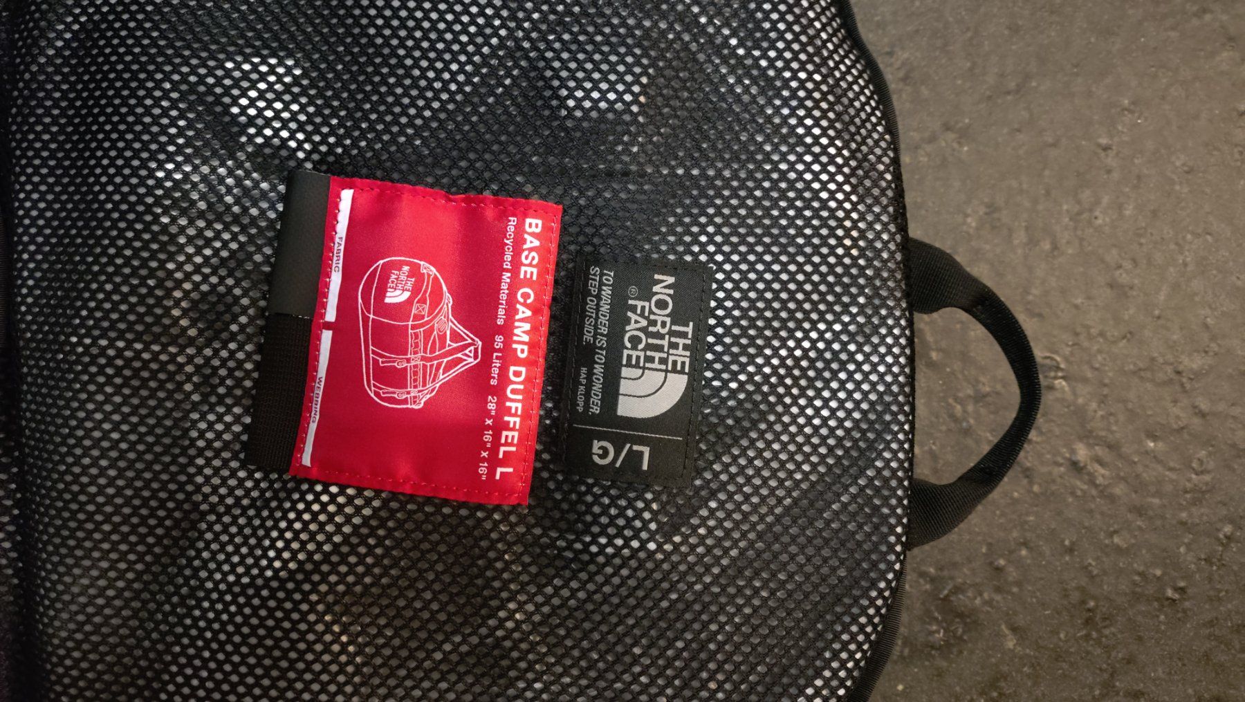 North Face Rucksäcke: Sac à main The North Face - Base camp Duffel – Neu und originalverpackt aus Fribourg von Gil_tg85 1