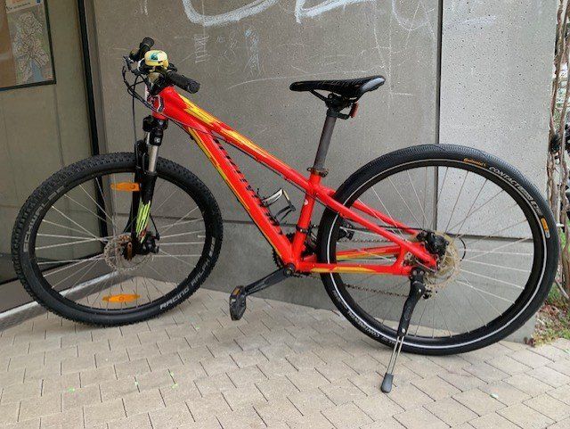Specialized Velos: Kinder-Mountainbike von Specialized – Gebraucht aus Zürich von volllmond