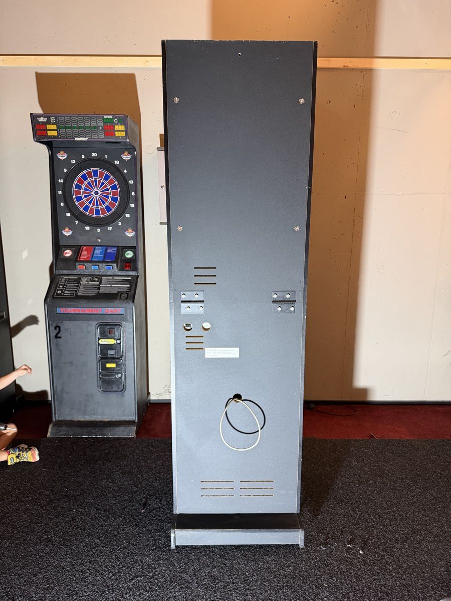 Machines à sous: Löwen HB8 Turnier-Dartautomat  – D'occasion à Zürich par Syossmen 8