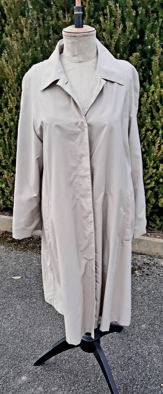 C&A Cappotti: Vintage Trenchcoat Damen von Canda – Usato da Bottmingen venduto da Foernbachertheater 1