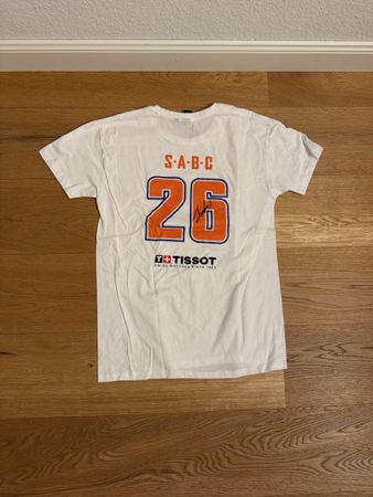 T-Shirt mit Unterschrift von NBA Star Sandro Mamukelashvilli