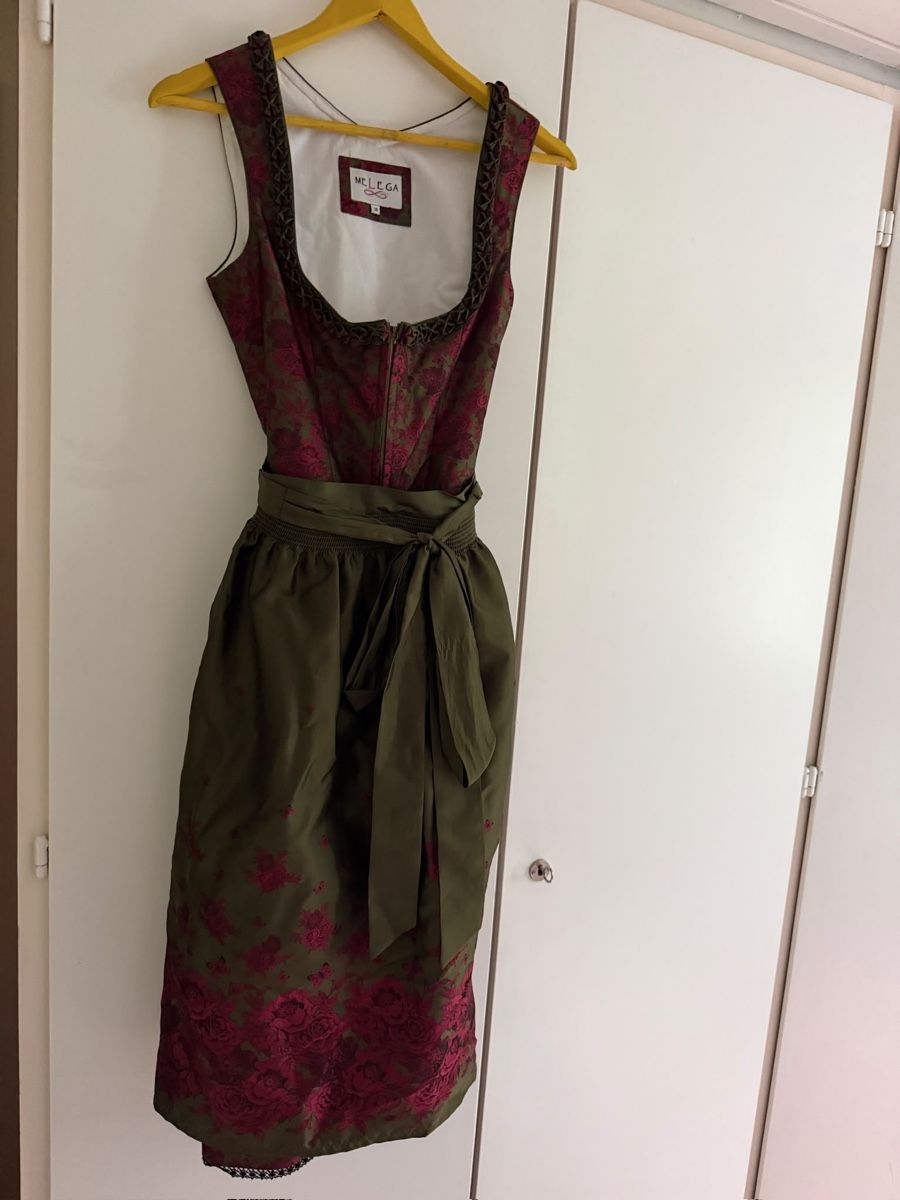 Kleider: Dirndl Set Gr. 38 grün/rot – Neu (gemäss Beschreibung) aus Wilen b. Wil von Valerx 1