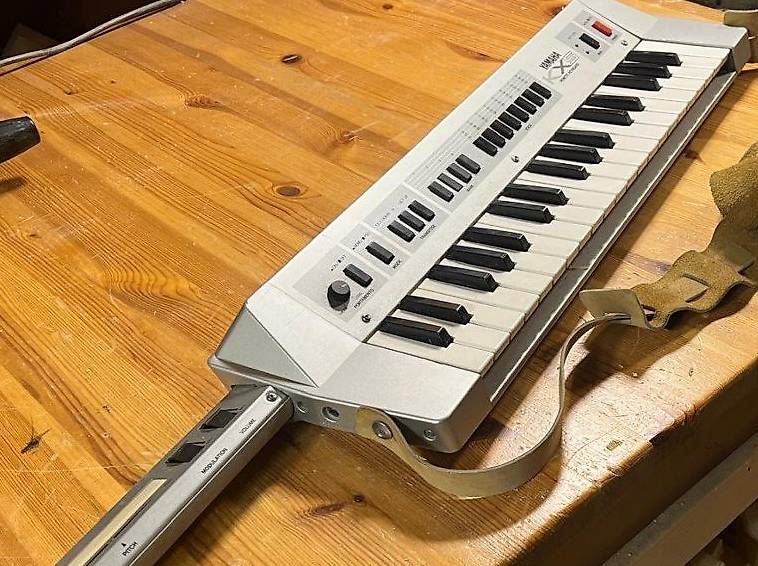Strumenti musicali: Yamaha XK5 Remote / Umhänge-Keyboard – Usato da Schönenwerd venduto da mconnect12 1