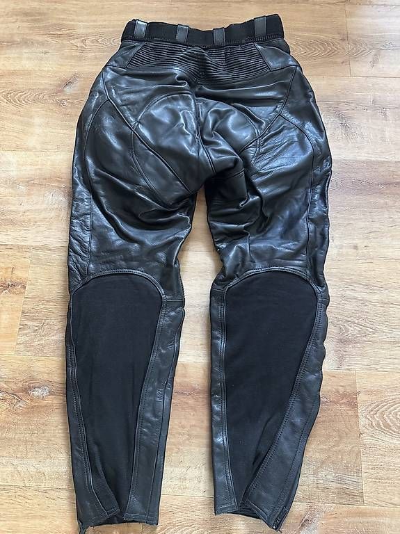 Hosen: Lederhose Motorrad/Töff Grösse S/M – Gebraucht aus Tägerwilen von _Moonlight_ 3
