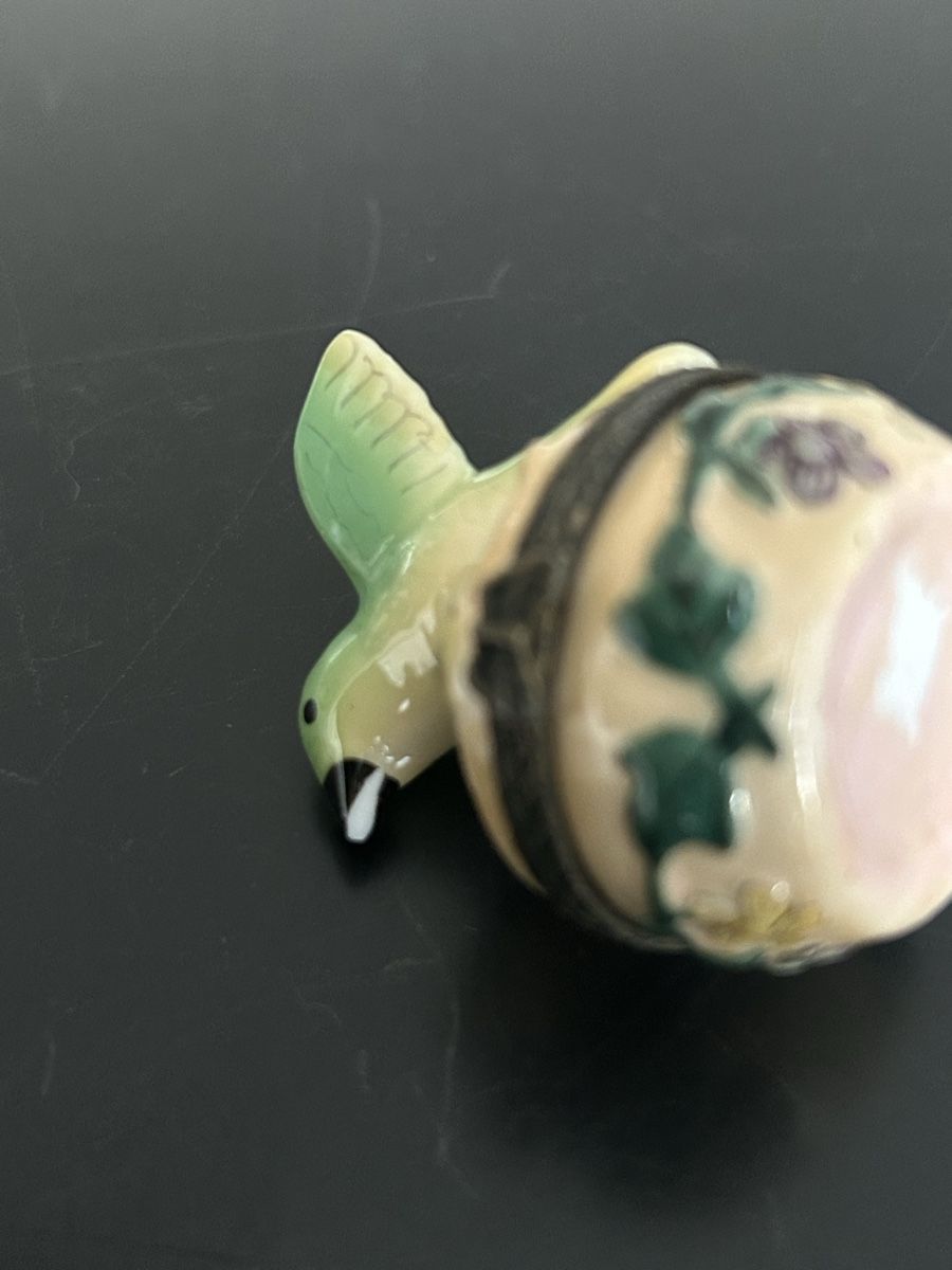 Alle Dekorationen: Kleine reizende Pillendose – Gebraucht aus Zumikon von tuna007 7