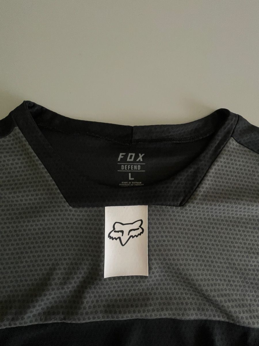 Fox Leibchen & Hosen: Fox Bike Jersey – Gebraucht aus Dallenwil von mat_j5l9 1