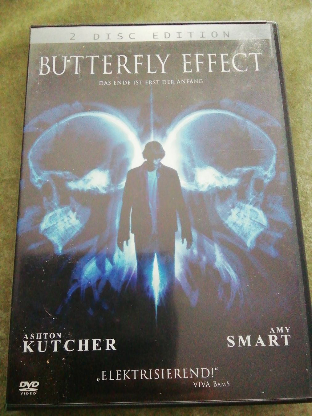 Tutti i DVDs: Butterfly Effect DVD - Thriller - 2 Disc Edition – Usato da Ballwil venduto da eldave