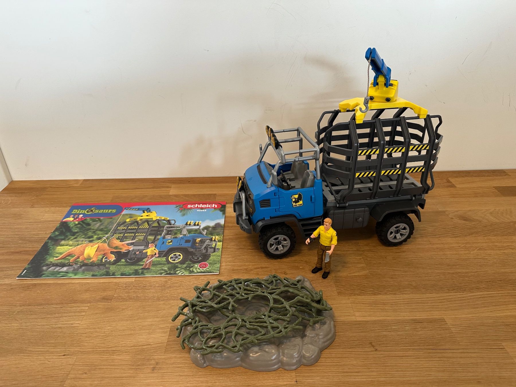 Schleich Spielzeuge: Schleich Dinosaurs Truck – Gebraucht aus Beringen von miavita