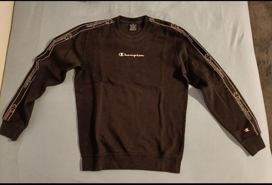 Tommy Hilfiger Pullover & Sweatshirts: 3 pulls, tommy Hilfiger taille S,North face et Champion, M – Gebraucht aus Genève von Kamajan 7