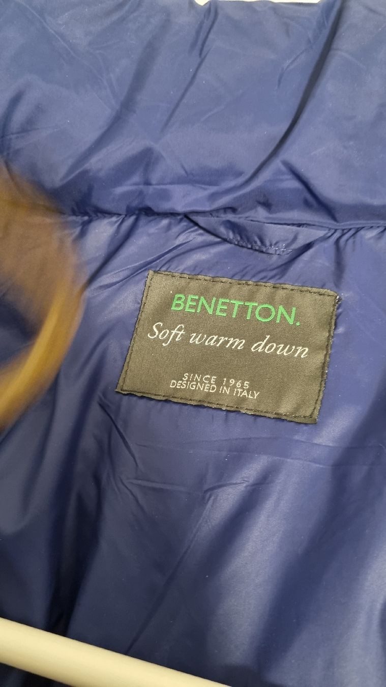 Benetton Giacche: Daunengefüllte Bettdecke / giacca Benetton – Usato da Riazzino venduto da RagusaM 4