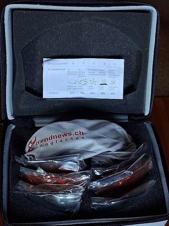 Occhiali & Lenti: Multifunktionelle Schweizer Sonnenbrille  – Usato da Sigriswil venduto da 11p_9psj 3