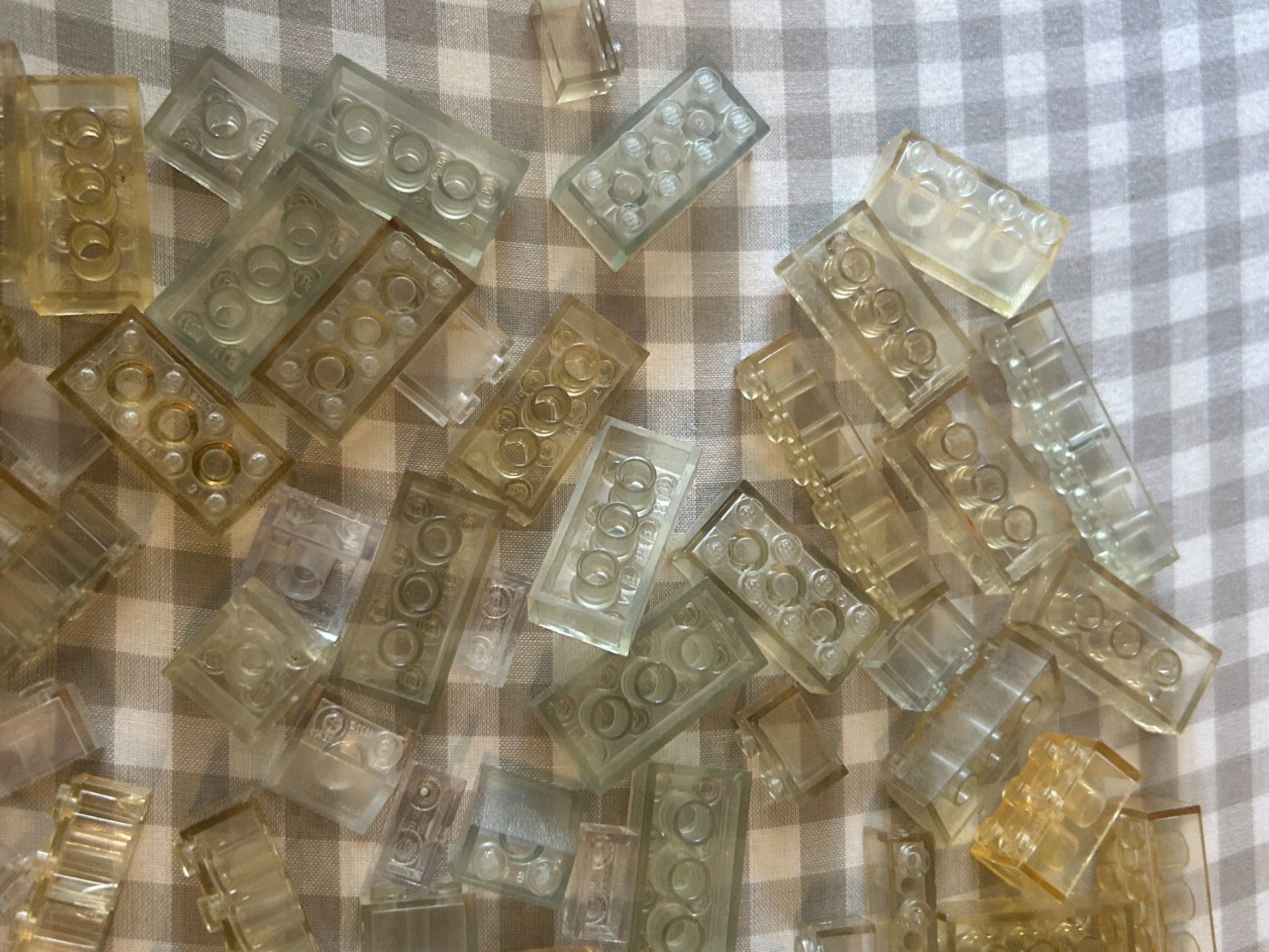 Lego Giocattoli: 90 grosse Transparente Legos in gleicher Farbe – Usato da Volketswil venduto da Daniel68ernst 2