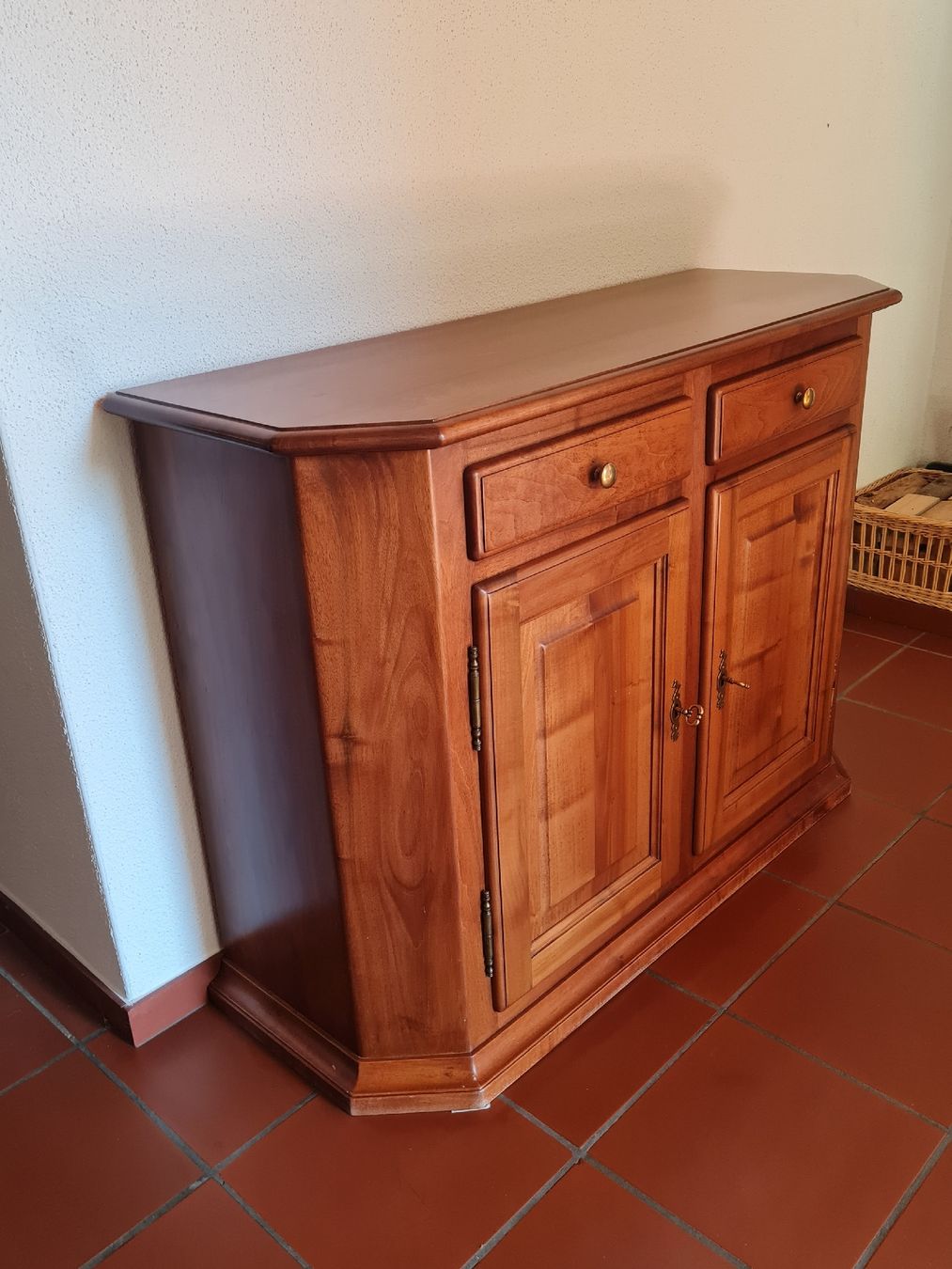 Commodes: Kommode Holz – D'occasion à Kleinandelfingen par reg_yg6p
