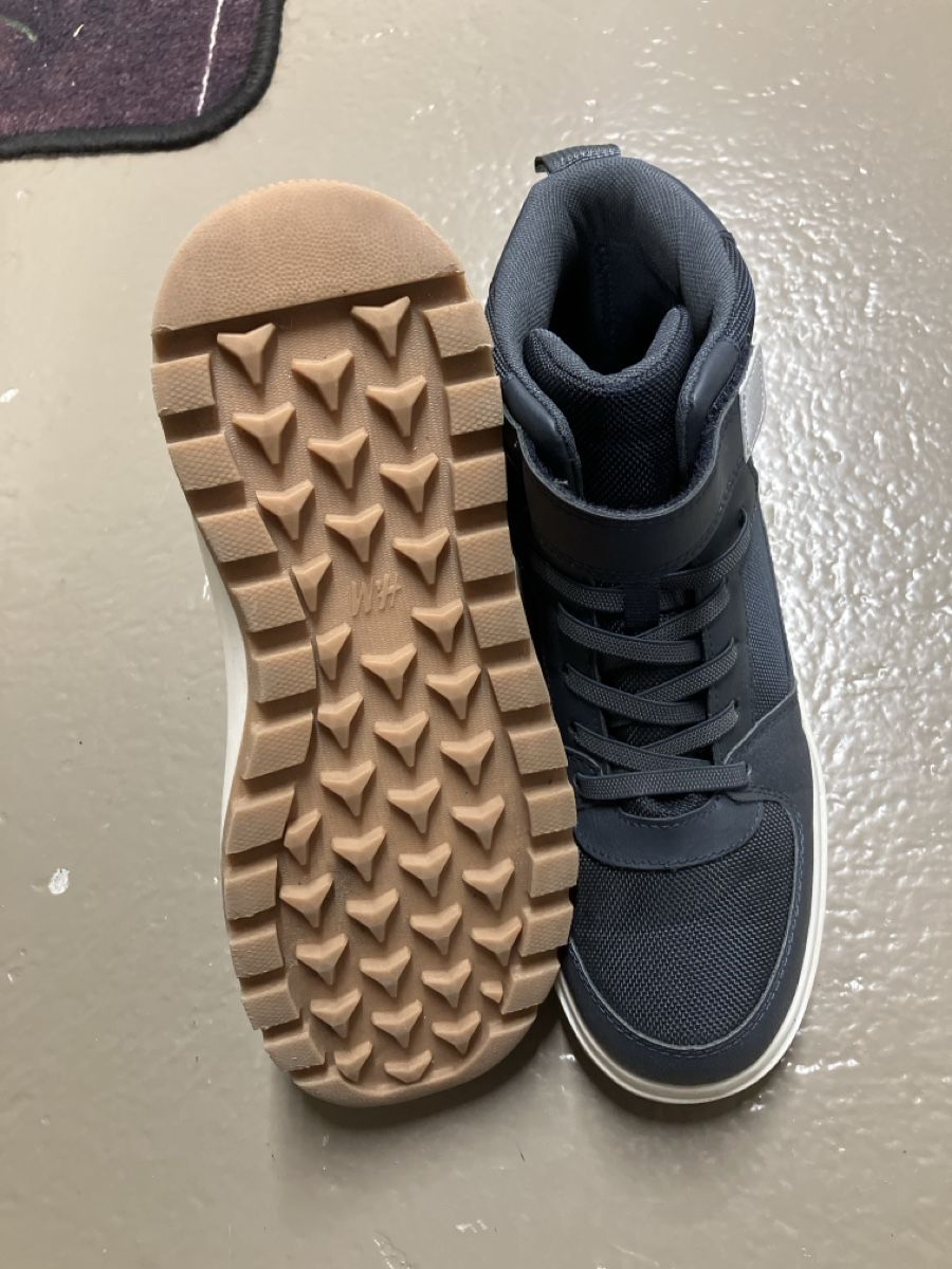 Schuhe für Jungen: Winterboots – Neu (gemäss Beschreibung) aus Frauenfeld von Cat- 1