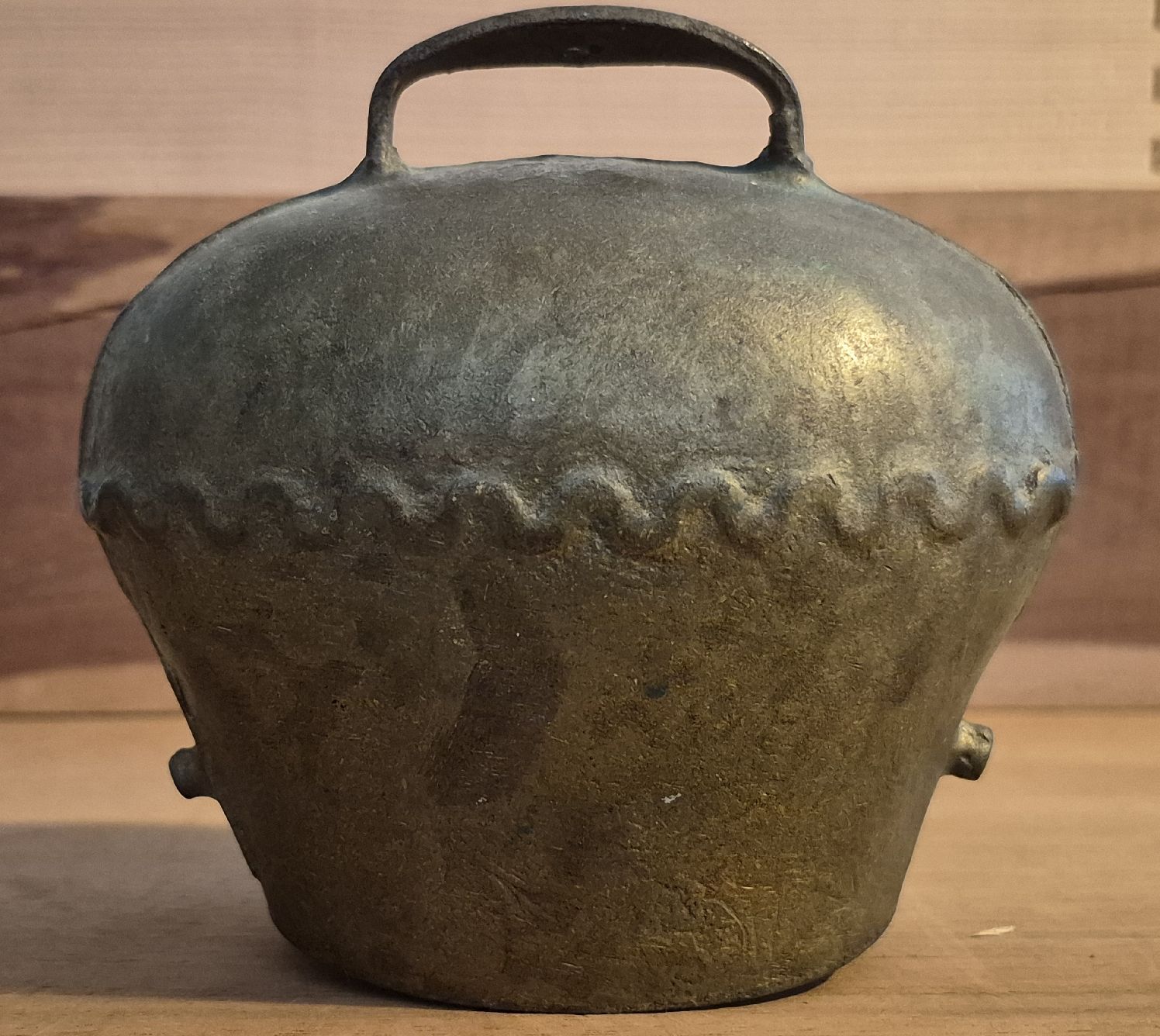 Glocken & Treicheln: antike handbemalte Schelle, Glocke – Gebraucht aus Basel von wer_smt6 2