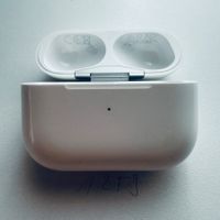 Original Apple Ladecase MagSafe A2700 für AirPods Pro 2 Gen.