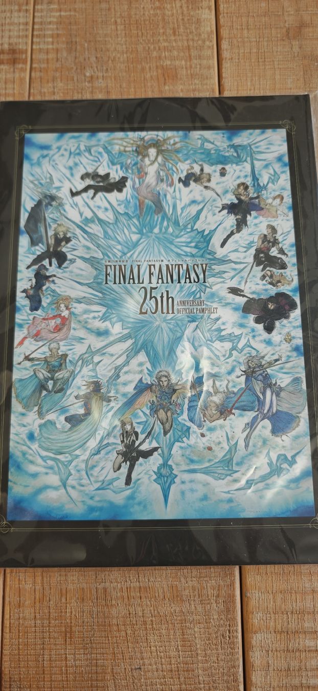Libri: Final Fantasy 25th Anniversary Official Pamphlet – Nuovo e nell'imballaggio originale da Romanshorn venduto da Gaming-Anime_StoreCH