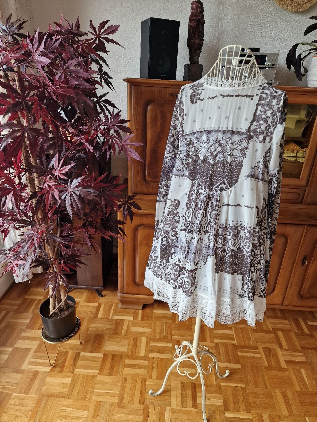 Vestiti: Robe voile Lauren Vidal brunc/blanc S – Nuovo (secondo la descrizione) da Echandens venduto da vanou 1