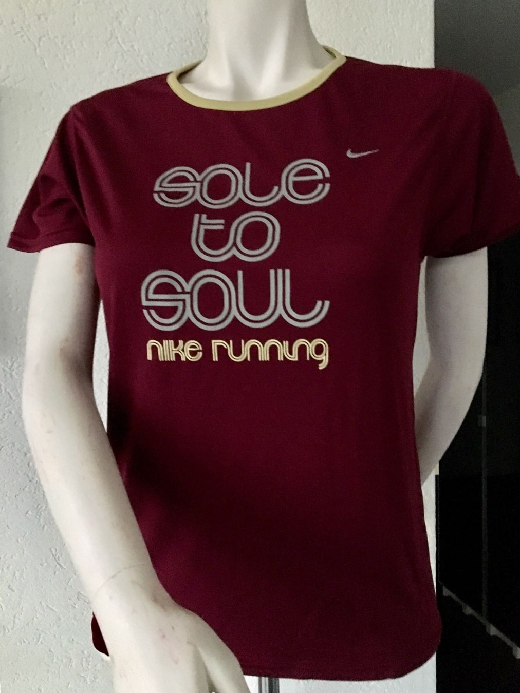 Nike T-Shirts: Laufshirt Nike, Grösse M – Gebraucht aus Wahlen b. Laufen von budo4242 1