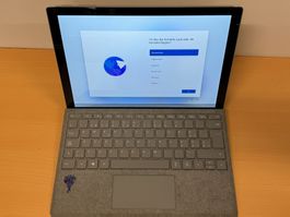 Microsoft Surface Pro Laptop i5-7300 256GB mit Windows 11