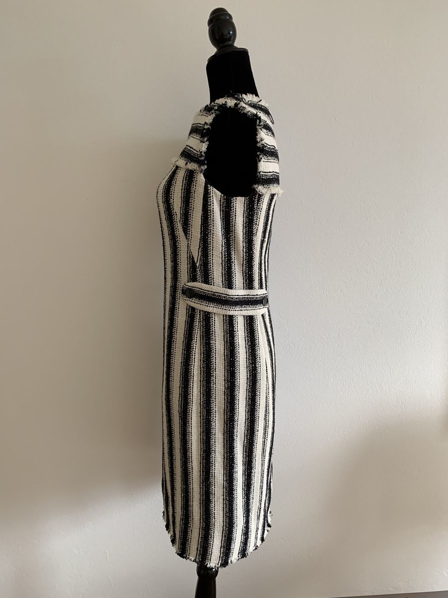 Akris Kleider: AKRIS: Neues lässiges, gestreiftes helles Kleid, 36 – Neu (gemäss Beschreibung) aus Luzern von paulablue 1