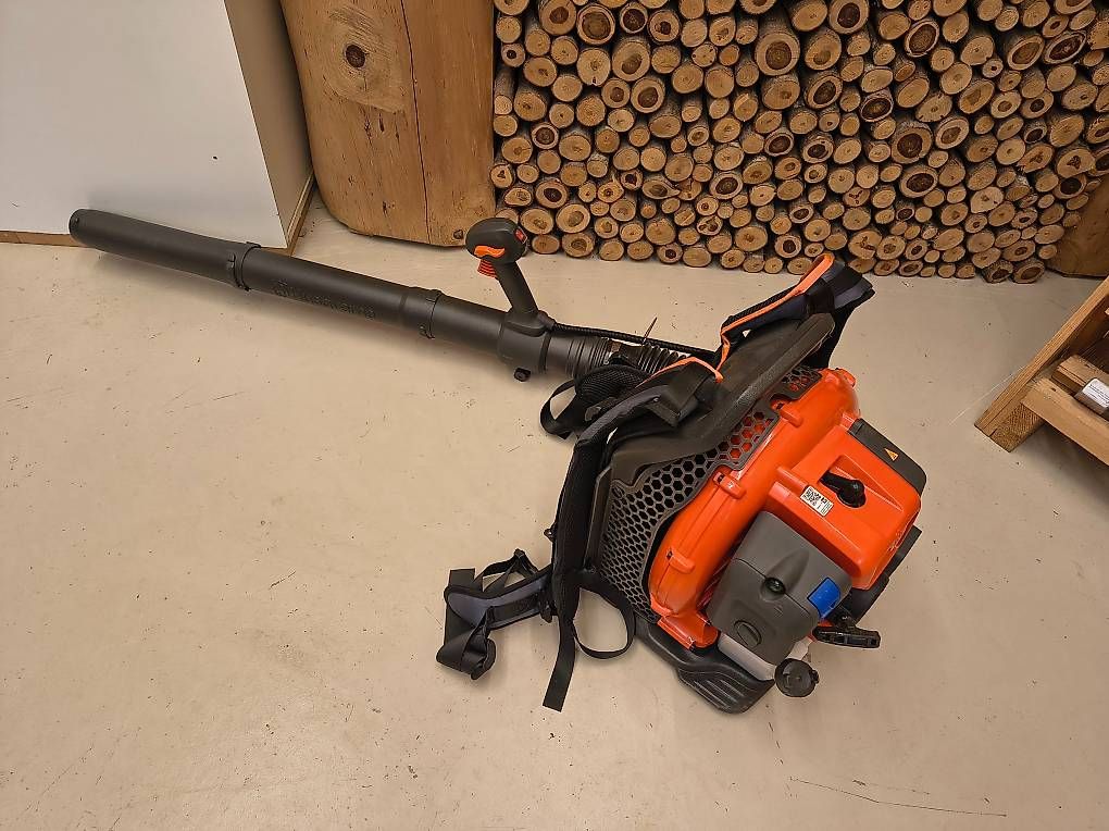 Husqvarna Soffiatori & Aspiratori per foglie: Husqvarna Laubbläser 345BT – Nuovo e nell'imballaggio originale da Seedorf UR venduto da Santa09 1