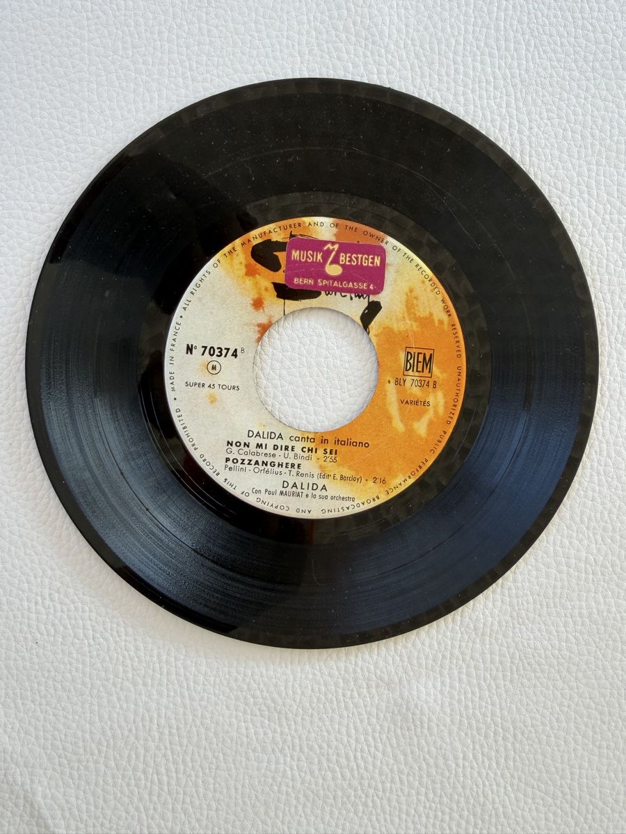 Dischi in vinile: Disque Dalida 45 Tour – Usato da Domdidier venduto da Watch3210 3