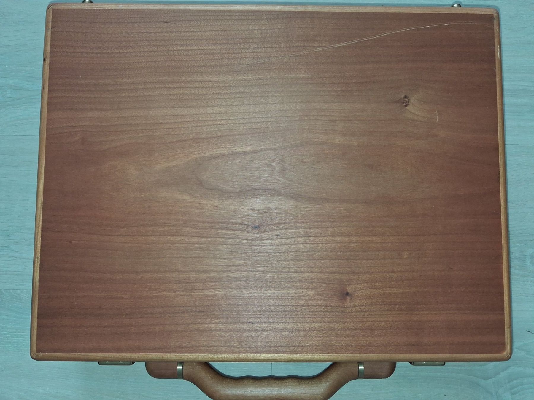 Valises & Sacs: Aktenkoffer Holz – D'occasion à Schwarzenbach SG par ernesto3.6