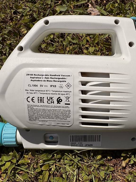 Intex Piscine: ZR100 akkubetriebener Poolsauger – Usato da Rudolfstetten venduto da nad_j7jq 1
