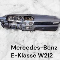 Mercedes E-Klasse W212 Armaturenbrett komplett