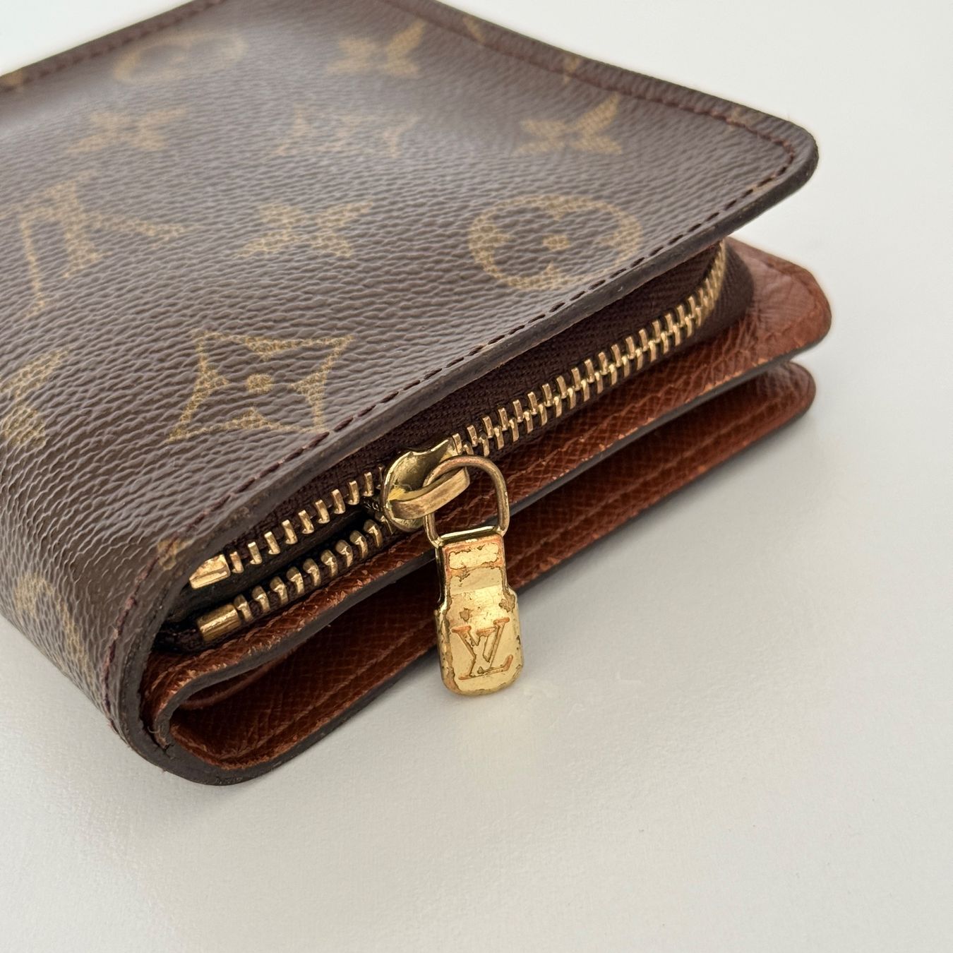 Louis Vuitton Brieftaschen: Ab1.- Louis Vuitton Wallet Monogram Compact – Gebraucht aus Geneve von DarlingVintage 8