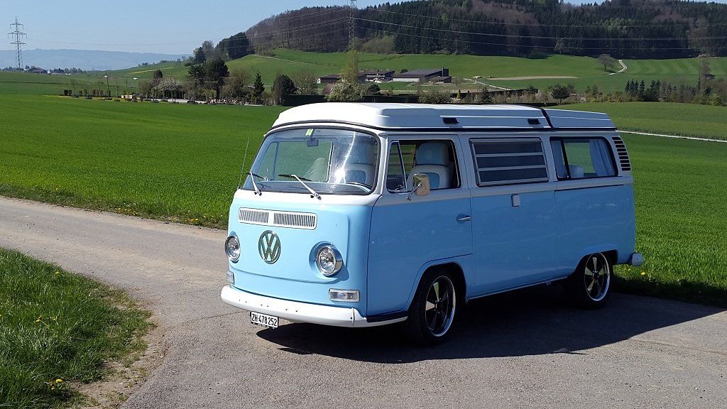 VW Automobili: VW Bus T2 – Usato da Winterthur venduto da Epi52