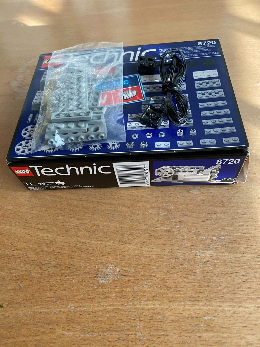 Lego Baukästen: LEGO TECHNIC 8720 Universal Motor – Gebraucht aus Niederuzwil von Flohbruno 4